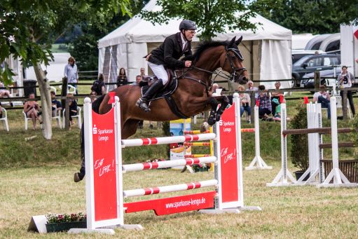 20150628_Springreiten-Boesingfeld_0061.jpg