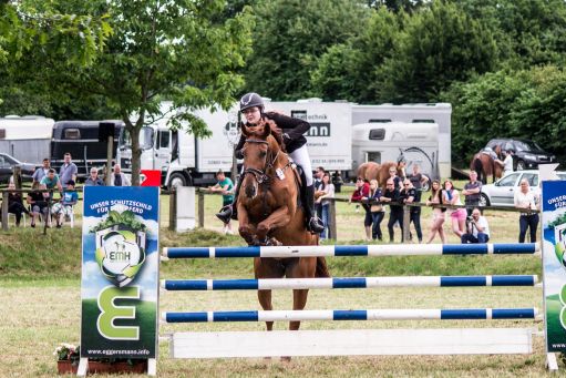 20150628_Springreiten-Boesingfeld_0138.jpg