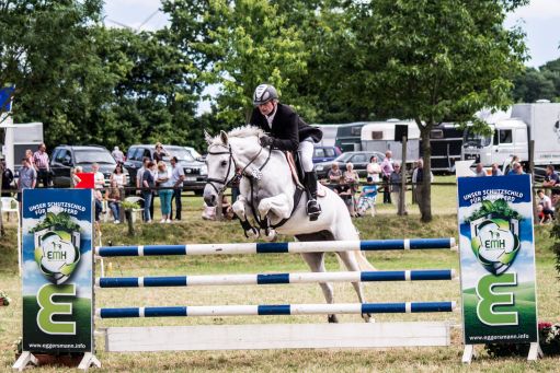 20150628_Springreiten-Boesingfeld_0083.jpg