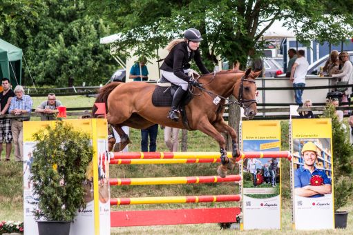 20150628_Springreiten-Boesingfeld_0145.jpg