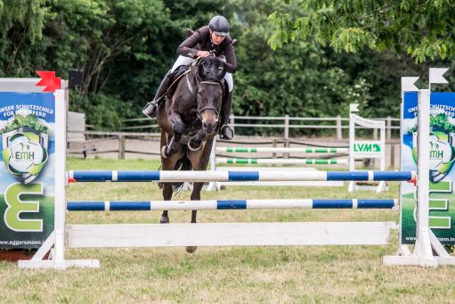 20150628_Springreiten-Boesingfeld_0354.jpg